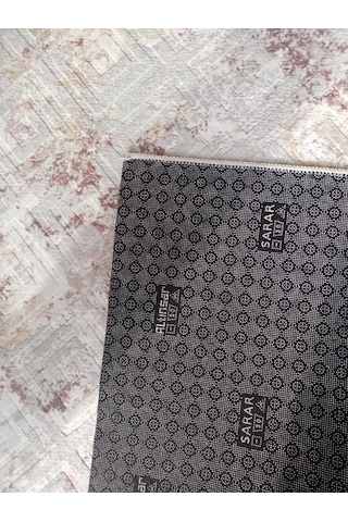 Aslan Home Mürdüm Desenli Yıkanabilir Kaymaz Taban Dört Mevsimlik Salon, Banyo, Balkon, Genç Odası Kesme Yolluk Mürdüm