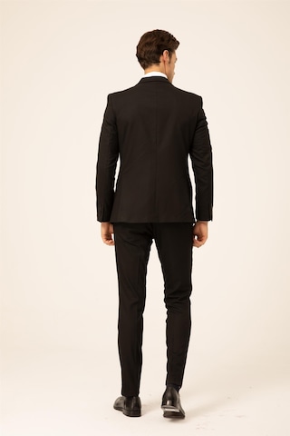 Süvari Siyah Slim Fit Düz Sivri Yaka 6 Drop Klasik Takım Elbise