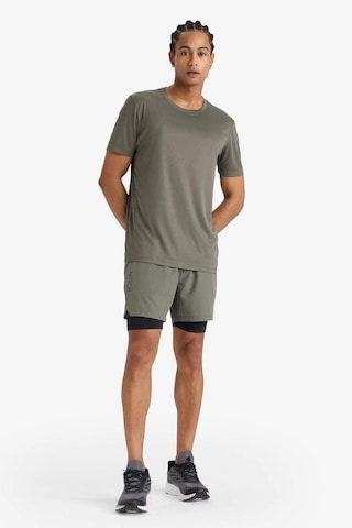 Defacto Defactofit Slim Fit Dar Kesim Sporcu İçi Taytlı Dokuma Şort F0010ax25aukh398 Haki