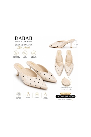 Dabab Shoes Sevılla Puantiye Desenli Bej Saten Sivri Burunlu 5 Cm İnce Topuklu Mule Terlik