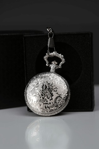 Büro Ev Ofis Hediyesi İçin Kutulu Silver Tren Figür Köstekli Saat