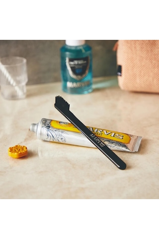 Marvis Toothbrush Medium Diş Fırçası