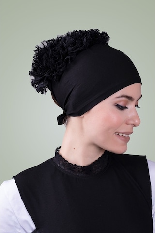 Hürrem Bone Siyah Arkadan Bağlamalı Tesettür Bone Viskon Kumaş Fırfır Bone 10 Siyah