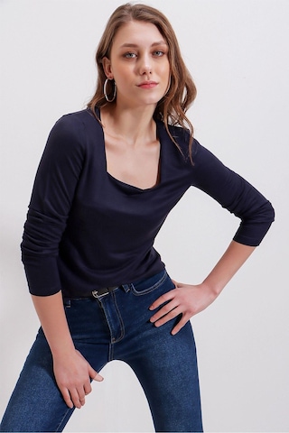 WeShaya Kadın Lacivert Günlük Stil Basic Kare Yaka Uzun Kol Bluz Lacivert