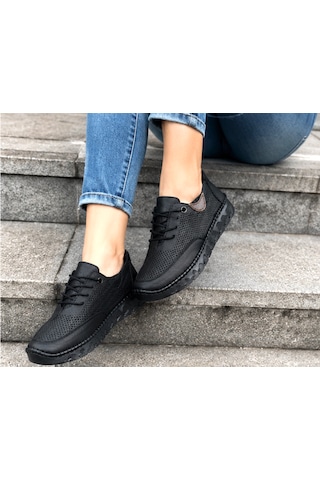 Castle Black 22425 Kadın Hakiki Deri Silikon Taban Günlük Comfort Ayakkabı Siyah