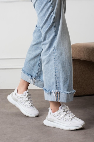 Shoetek Lawse Kadın Sneakers Bağcıklı Spor Ayakkabı Beyaz Beyaz