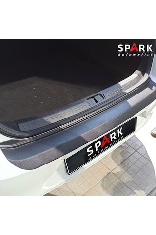 Volkswagen Passat 2015- Yılı Ve Sonrası Uyumlu Arka Tampon Eşiği Mat Siyah
