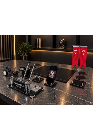 Ofis Prestiji 13 Parça Kristal İsimlikli Kişiye Özel Türk Bayraklı Premium Sümen Takımı Siyah