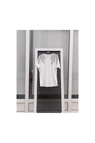Çınar Boutique Büyük Beden Yaprak Desenli Beyaz Tişört Beyaz Beyaz