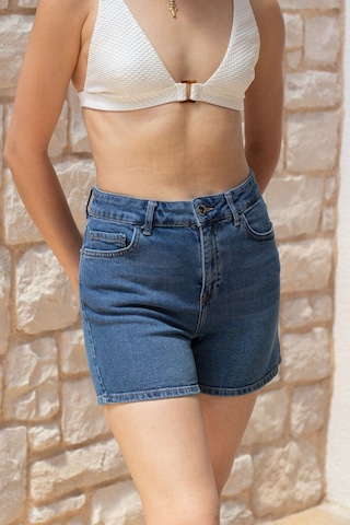 HLT Jeans Açık Mavi Kadın Lily Likralı Mom Fit Yüksek Bel Esnek 90's Kot Şort Lily-açmavi 001