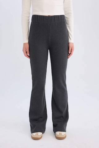 DeFacto Wide Leg Geniş Paça Esnek Belli Uzun Boy Pantolon E4387AX24WNAR191 Antrasit