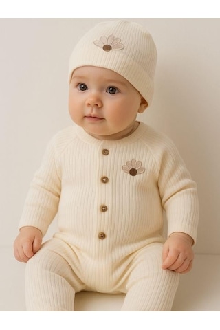 Zekids Kız Bebek Organik Pamuklu Çiçek Nakışlı Tulum Şapka Takım-16178 Krem