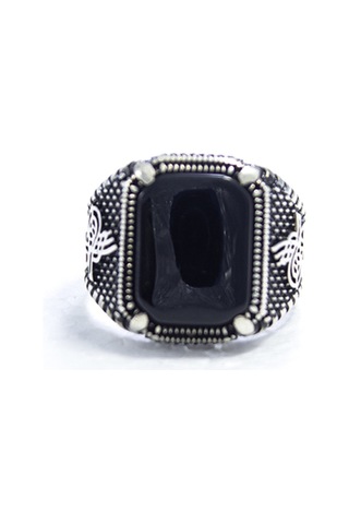 Gümüş Pençe Model Tuğra Desenli Kare Oniks Taşlı Erkek Yüzük