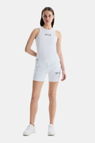 Ucla Salınas Beyaz Sıfır Kol Nakışlı Standard Fit Kadın Tshirt Beyaz