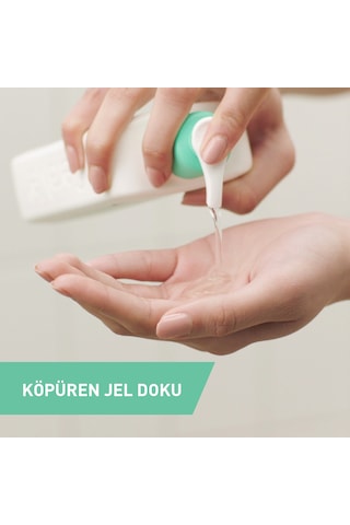 CeraVe Normal ve Yağlıya Dönük Ciltler için Köpüren Temizleyici 236 ML