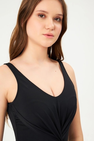 Eros 1256esmy V Yaka Toparlayıcı Mayo Siyah