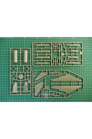 Modelsvit Msvıt72001 1/72 Ölçek, Sukhoı Su-27bm Sovyet Avcı Uçağı, Plastik Model Kiti-50702