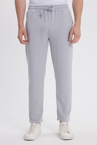 Tudors Erkek Slim Fit Dar Kesim Beli Bağcıklı 3 Cepli Geniş Paça Gri Eşofman Altı-41909 Gri