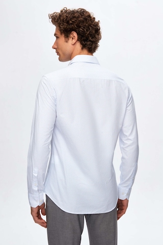 Twn Slim Fit Beyaz Baskılı Easy Iron Gömlek 1ef0221012880 Beyaz