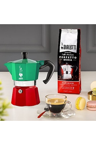 Bialetti - Moka Express Italia: 3 Cups Ocak Üstü Espresso Pişirici - 130ml - Karma Renk - Alüminyum Gövde - Patentli Güvenlik Valfi - Tüm Ocak Türleri İçin Uygundur İndüksiyon Hariç Enerji Sınıfı A+