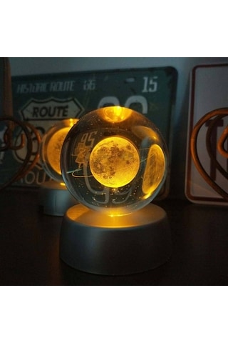 Satürnlü Kız Işıklı Cam Küre Ve Istiridye Içinde Kolye