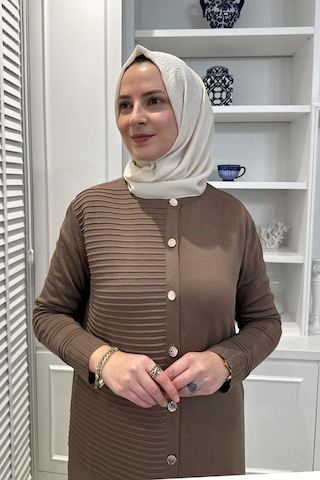 Manolya Sütlü Kahve Triko Hırka Çok Renkli