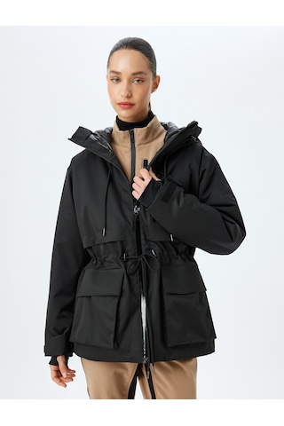 Koton Anorak Mont Kapüşonlu Fermuarlı Cep Detaylı Beli Bağcıklı Su Geçirmez Siyah 5wal00037ıw Siyah