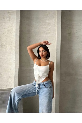 Önü Büzgülü Askılı Crop Beyaz