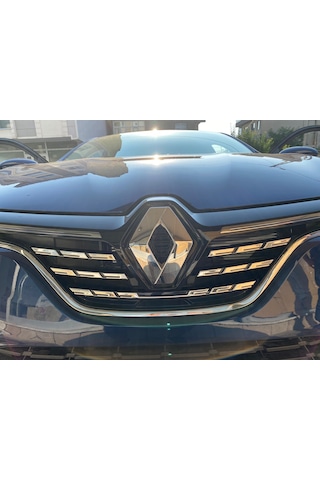 Megane 4 2021 Makyajlı Kasa Ön Panjur Krom