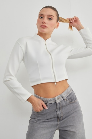 Fullamoda Fermuarlı Hakim Yaka Crop Spor Ceket Beyaz