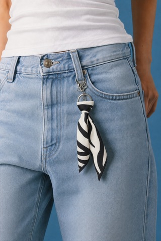 Tarzınıseç Zebra Desenli Silver Anahtarlık Fular Charm