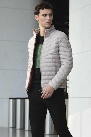 Slimfit Fermuar Kapamalı Dik Yaka Yan Fermuar Cepli Içi Renkli Kapitone Mont 001