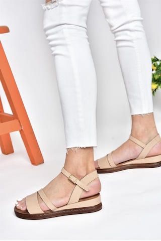 Fox Shoes P674300709 Ten Dolgu Topuklu Günlük Kadın Sandalet