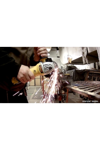 Dewalt Dwe4357 Devir Ayarlı Avuç Taşlama 1700 Watt 125 MM