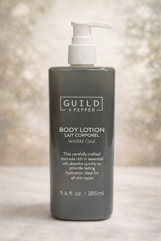 Guild + Pepper Warm Oak Nemlendirici Vücut Losyonu 285 Ml