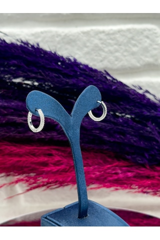 925 Ayar Gümüş Halka Modeli Orta Boy Zarif Kadın Küpe Gümüş