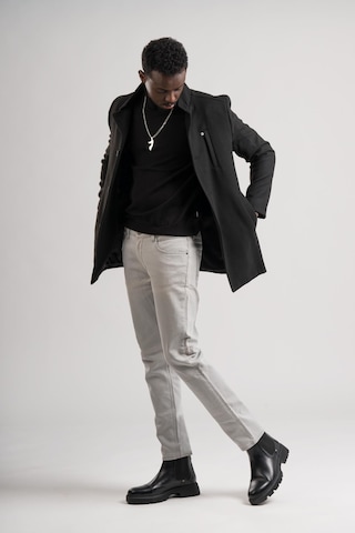 Slimfit Hakim Yaka Düğme Kapamalı Yan Cepli Astarlı Tek Yırtmaçlı Yünlü Kaşe Kaban Siyah