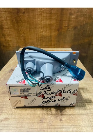 Massey Ferguson 240 Agco-2615 Arka Çamurluk Ön Sinyal Lambası Sağ