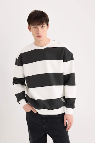 DeFacto Boxy Fit Bisiklet Yaka Çizgili Dokuma Etiketli Sweatshirt A9066AX24AUBK81