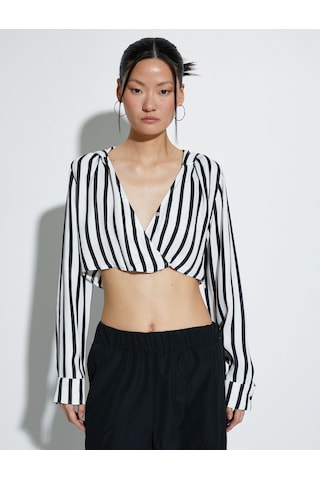 Koton Kapşonlu Crop Bluz V Yaka Siyah Çizgili 4sak60269pw Siyah
