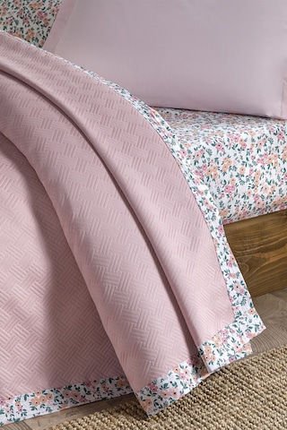 Özdilek Sarmaşık Tek Kişilik Jakar Biyeli Pike Takımı Pudra