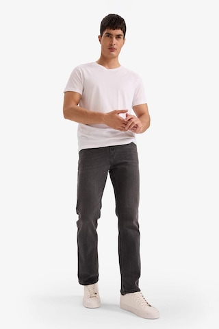 Defacto Sergio Regular Fit Normal Kalıp Normal Bel Boru Paça Jean Pantolon F6103ax25wnnm36 Antrasit-nm36