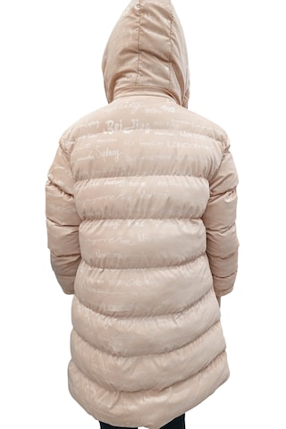 Kız Çocuk Yazı Desenli Kapüşonu Çıkabilen İçi Peluş Astarlı Pudra Renk Midi Boy Mont Pudra