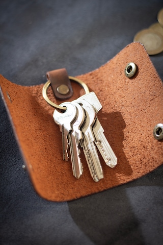 Kişiye İsme Özel İsimli Hakiki Deri Çıtçıtlı Anahtarlık Camel