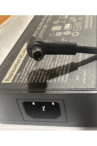 20 Volt 12 Amper Asus Uyumlu Adaptör 240 Watt 6.0 Mm 3.7 Mm Asus Uyumlu Notebook Adaptör