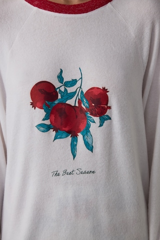 Penti Kırık Beyaz Best Season Yeni Yıl Baskılı Bisiklet Yaka Termal Etkisi Pijama Üstü