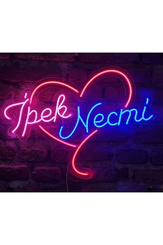 Sevgililere Özel Kalpli İsimli Neon Led Duvar Aydınlatması
