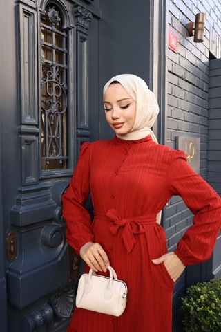 Kadın Kiremit Boydan Düğmeli Eteği Piliseli Kuşaklı Lara Keten Uzun Tesettür Elbise Kremit Kiremit