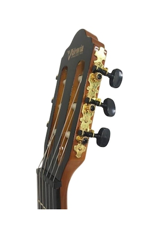 Valencia Vc264 4/4 Klasik Gitar - Naturel Parlak Orta Seviye Sitka Ladin Kapak, Nato Gövde, Parlak Cila Ve Uzun Ömürlü Kullanım İçin Güçlendirilmiş İç Yapı