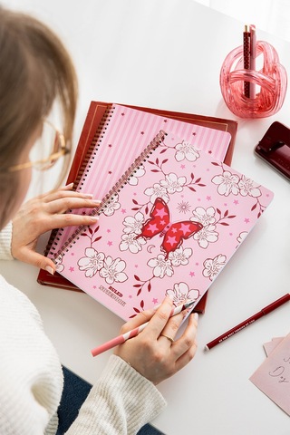 A4 Spiralli Karton Kapak 2 Li Set Çizgili Okul Defteri 80 Yaprak, Ders Programlı Pembe Kelebek